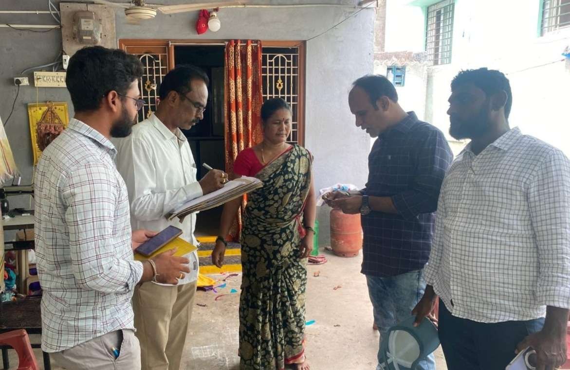 తిరుపతిలో అనధికార గృహాల క్రమబద్ధీకరణపై సమగ్ర సర్వే